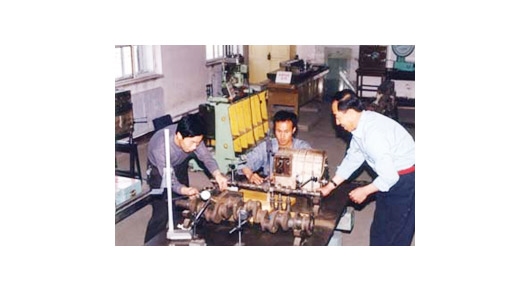 變速箱殼體平行度、同軸度檢測